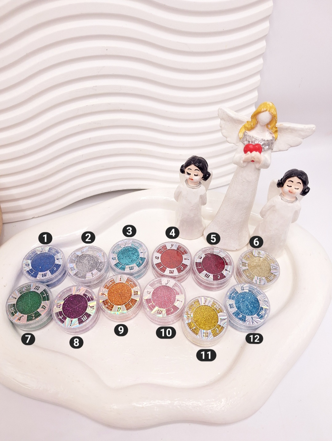 گلیتر پودری شاین دار جذاب کاسه ای چشم هوکسیا بیوتی کد 7173 1 گلیتر پودری شاین دار جذاب کاسه ای چشم هوکسیا بیوتی کد 7173