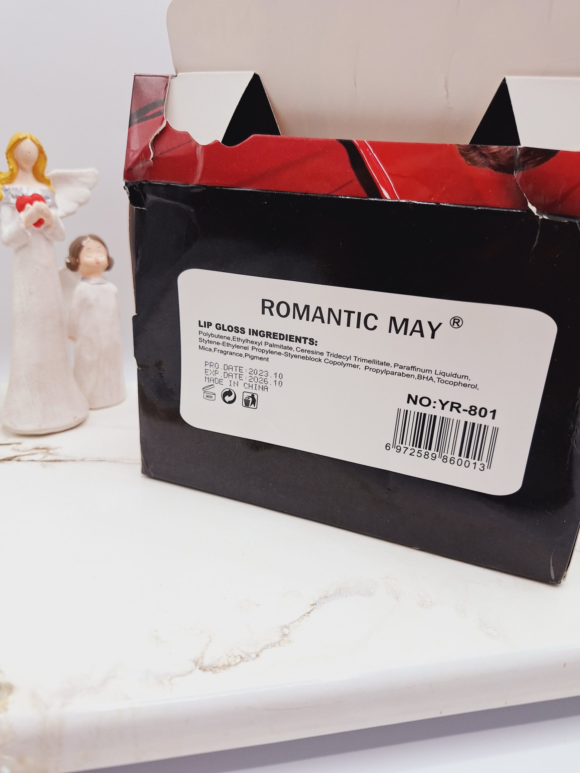 پک 6 تایی رژ لب مایع رمانتیک ROMANIC SEE ME کد 801 5 پک 6 تایی رژ لب مایع رمانتیک ROMANIC SEE ME کد 801