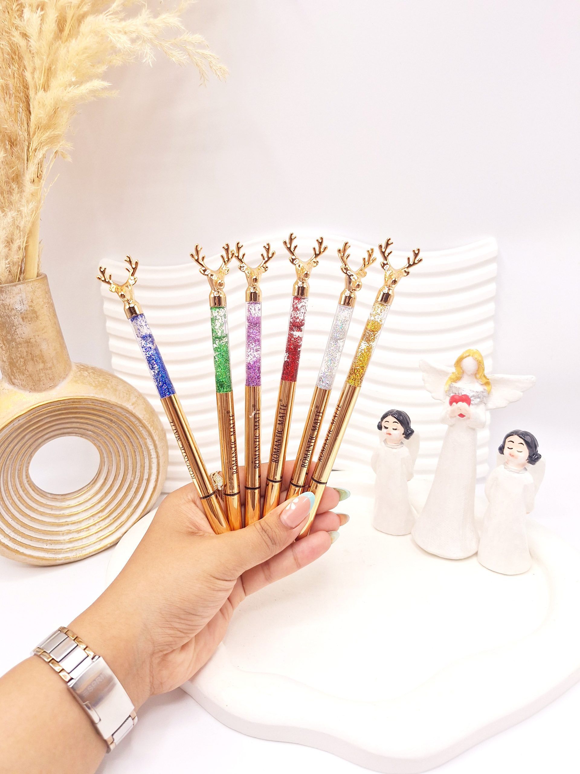 خط چشم گوزنی آکواریومی برند رومانتیک مات کد 6751 1 خط چشم گوزنی آکواریومی برند رومانتیک مات کد 6751