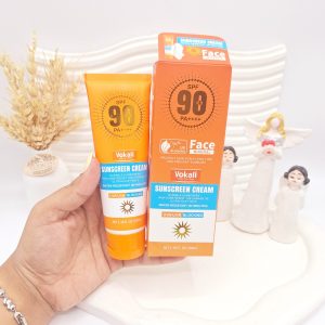 کرم ضد آفتاب صورت و بدن Spf90 Vokali کد CX7753