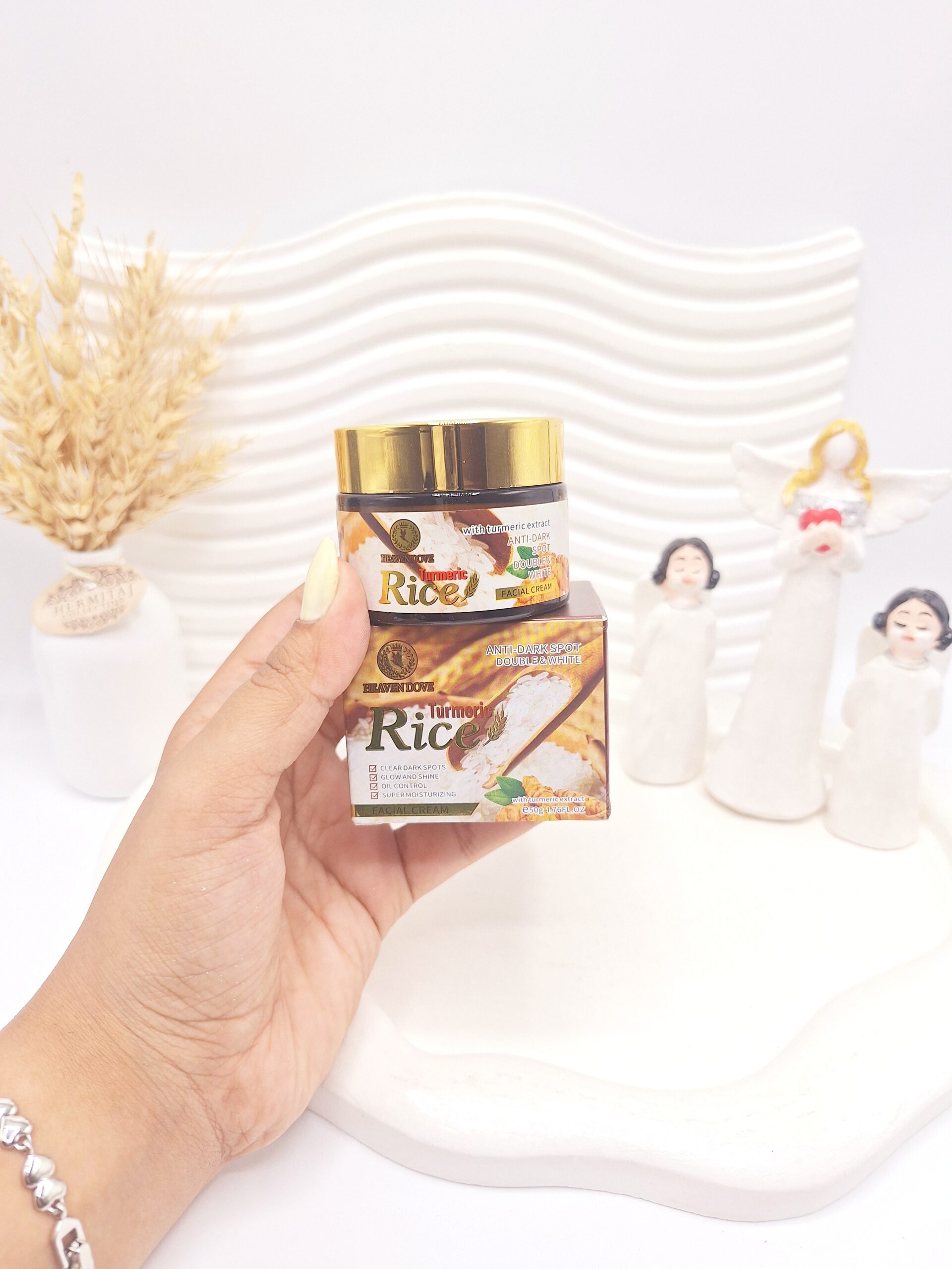 کرم ضد لک و تیرگی زردچوبه و برنج برند HEAVIEON DOVE کد 0185 1 کرم ضد لک و تیرگی زردچوبه و برنج برند HEAVIEON DOVE کد 0185