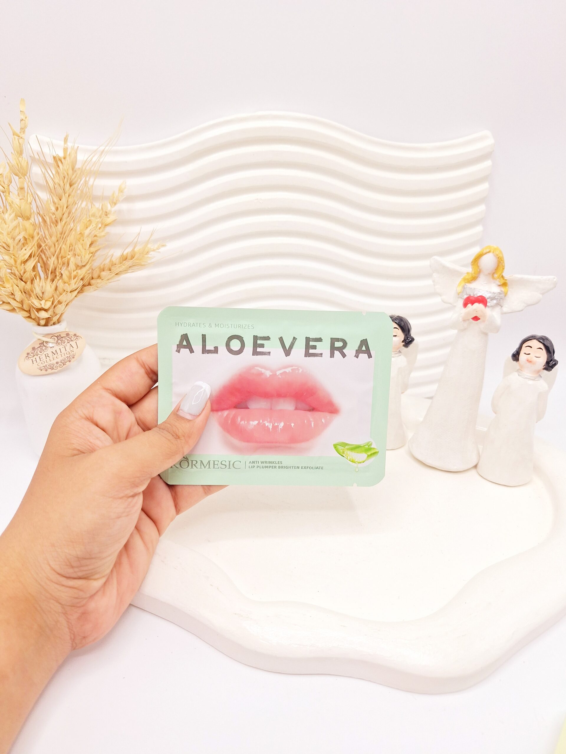 ماسک ورقه ای لب آلوئه ورا KORMESIC کد 0863 1 ماسک ورقه ای لب آلوئه ورا KORMESIC کد 0863