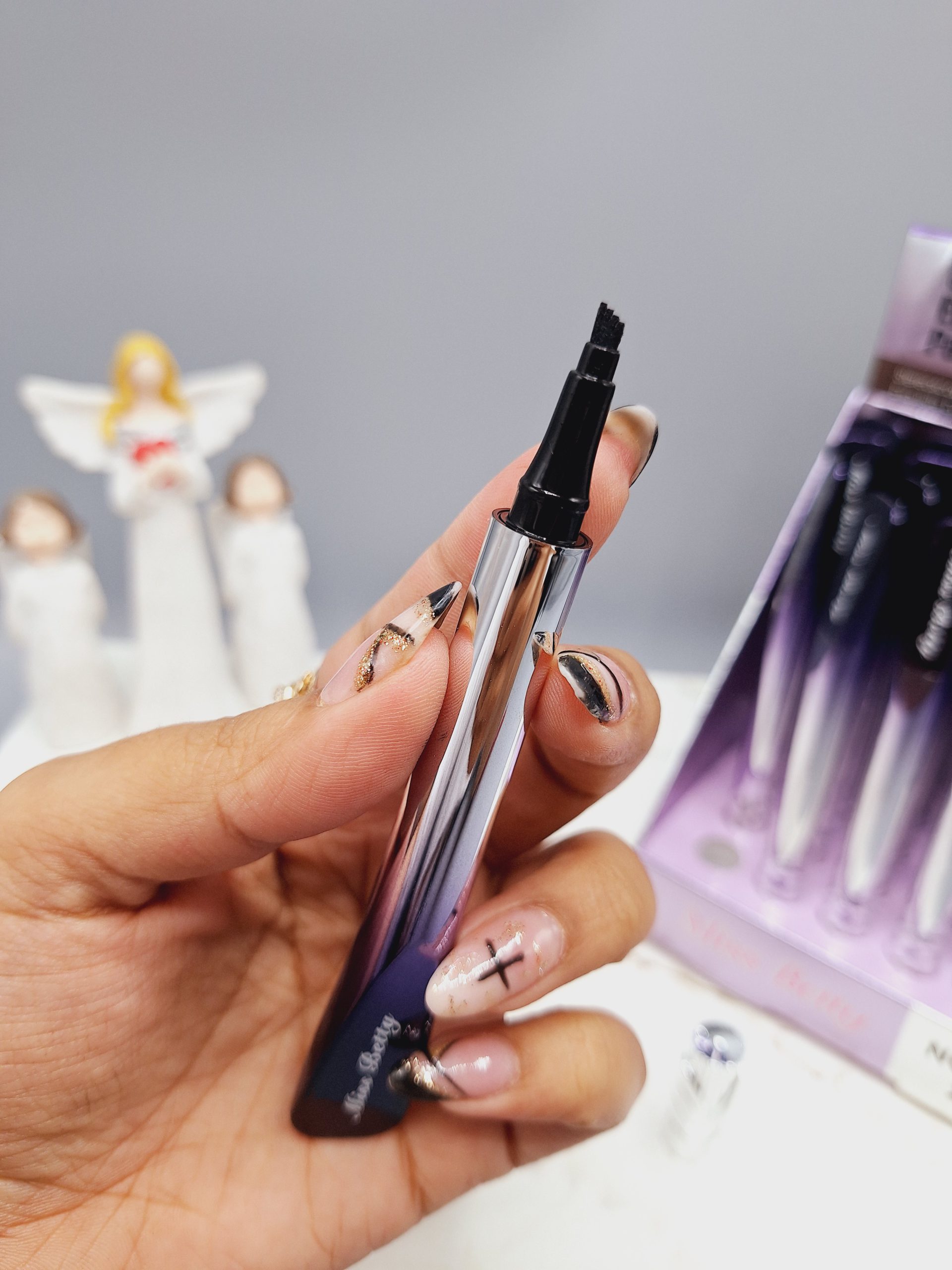 هاشور ابرو 24 ساعته و 4 خطه با کیفیت Miss Betty کد E3723 1 هاشور ابرو 24 ساعته و 4 خطه با کیفیت Miss Betty کد E3723