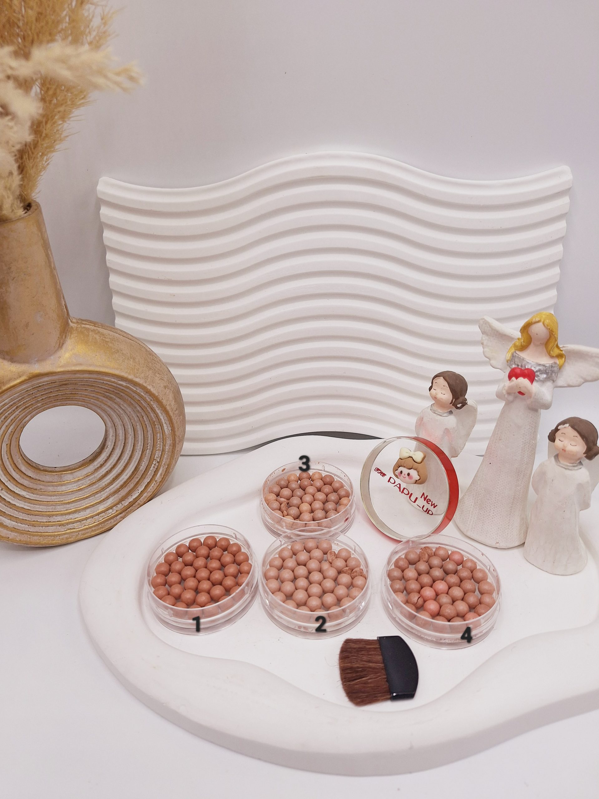 رژ گونه توپ توپی ترند طرح دختر کد 0932 1 رژ گونه توپ توپی ترند طرح دختر کد 0932