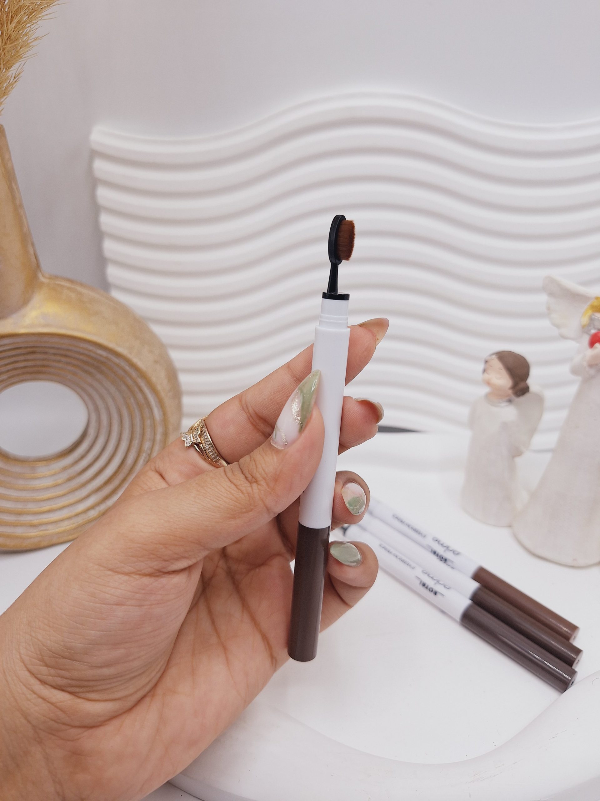 دیفاینر ابرو دو سر برند پریما رویال کد 5864 1 دیفاینر ابرو دو سر برند پریما رویال کد 5864