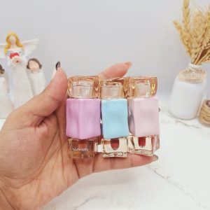 پک 6 عددی لیپ گلاس رژی برند YEAHKISS کد YS_1047