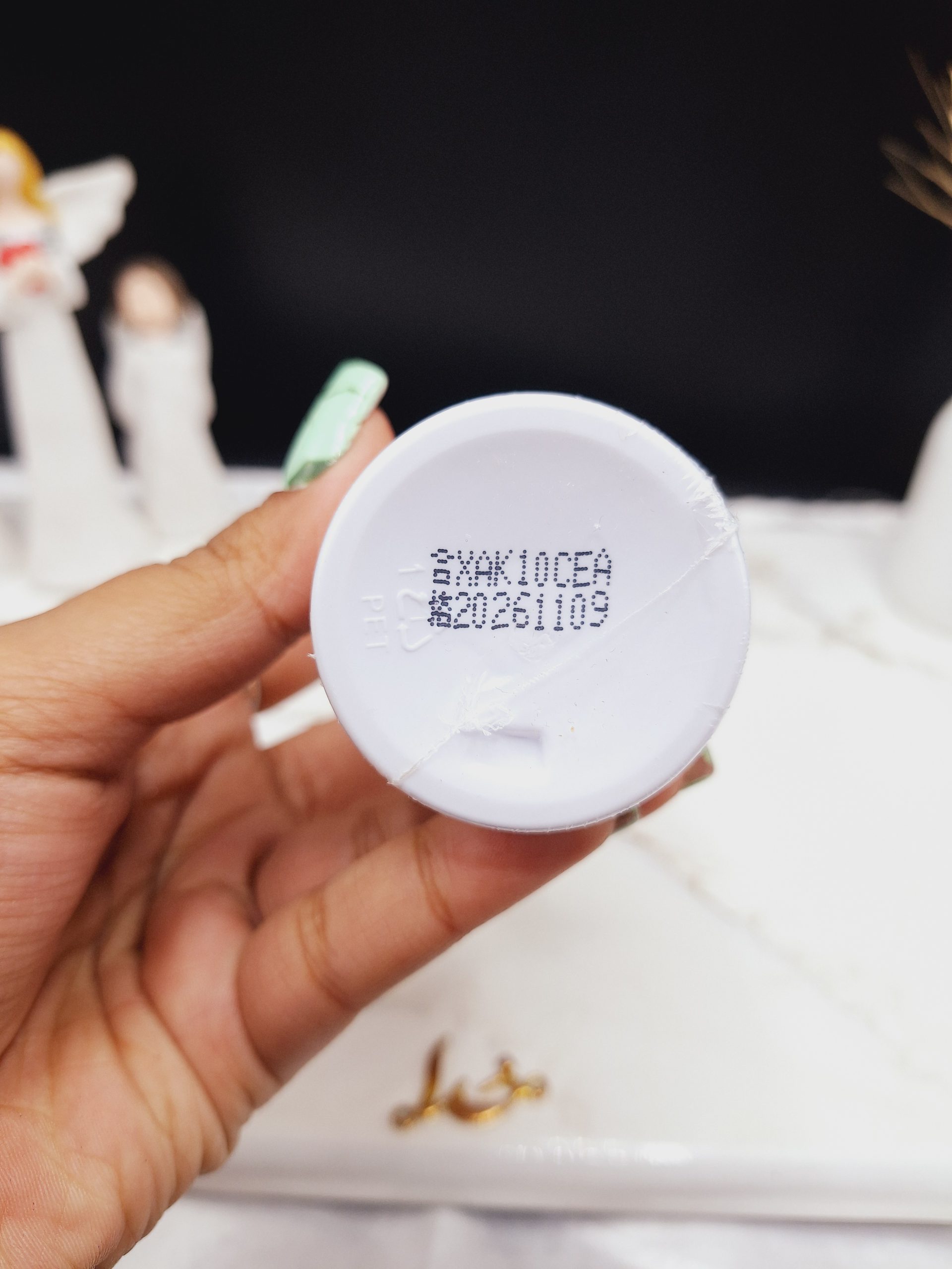 اسپری ضد آفتاب و روشن کننده انار برند HYMEYS کد 7587 5 اسپری ضد آفتاب و روشن کننده انار برند HYMEYS کد 7587