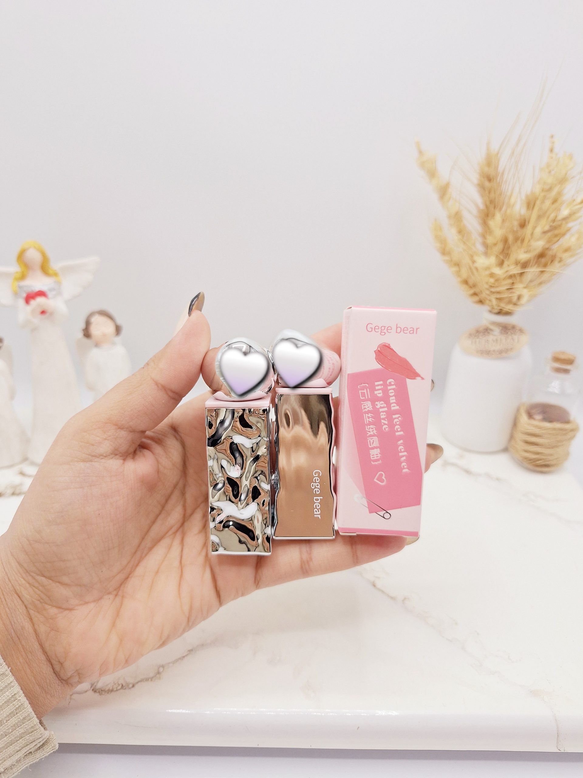 رژلب مخملی پوکه سنگی gege bear اورجینال کد 6934 1 رژلب مخملی پوکه سنگی gege bear اورجینال کد 6934