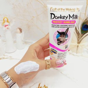 کرم ضدآفتاب  روشن کننده و مات کننده شیر الاغ SPF90 وکالی Wokali کد HA3087