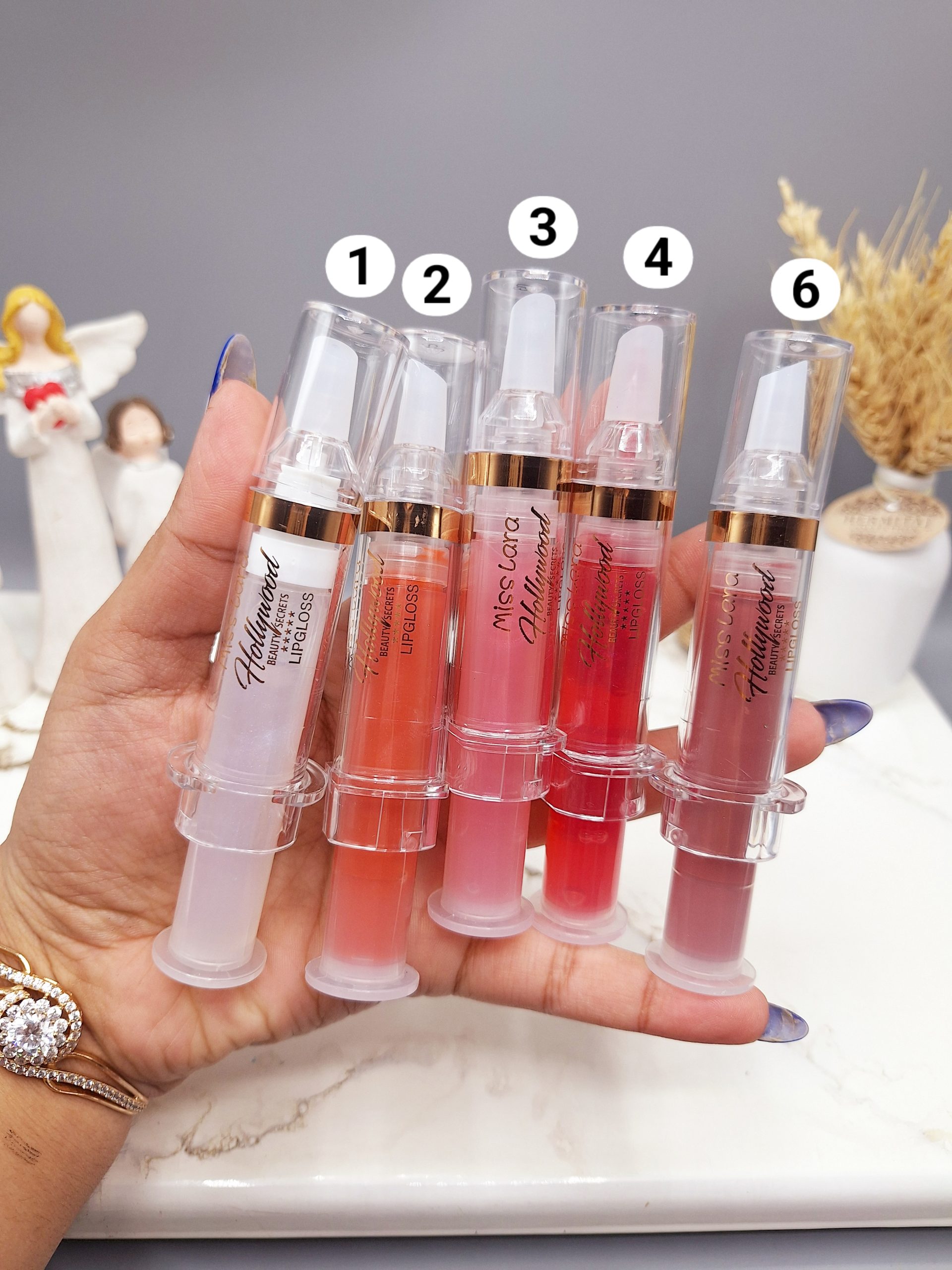 حجم دهنده و شاین لب آمپولی میس لارا Miss lara کد 236 1 حجم دهنده و شاین لب آمپولی میس لارا Miss lara کد 236