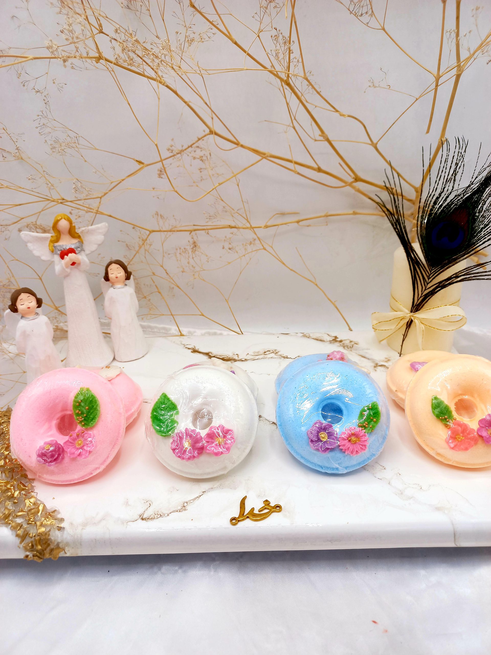 کوکتل و پدیکور دونات گل بهاری 100 گرم 1 کوکتل و پدیکور دونات گل بهاری 100 گرم