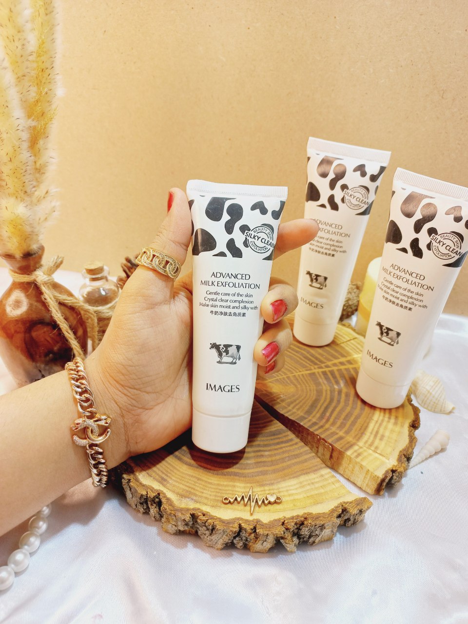 اسکراب تیوپی لایه بردار شیر گاو ایمیجز IMAGES کد XXM23532 1 اسکراب تیوپی لایه بردار شیر گاو ایمیجز IMAGES کد XXM23532