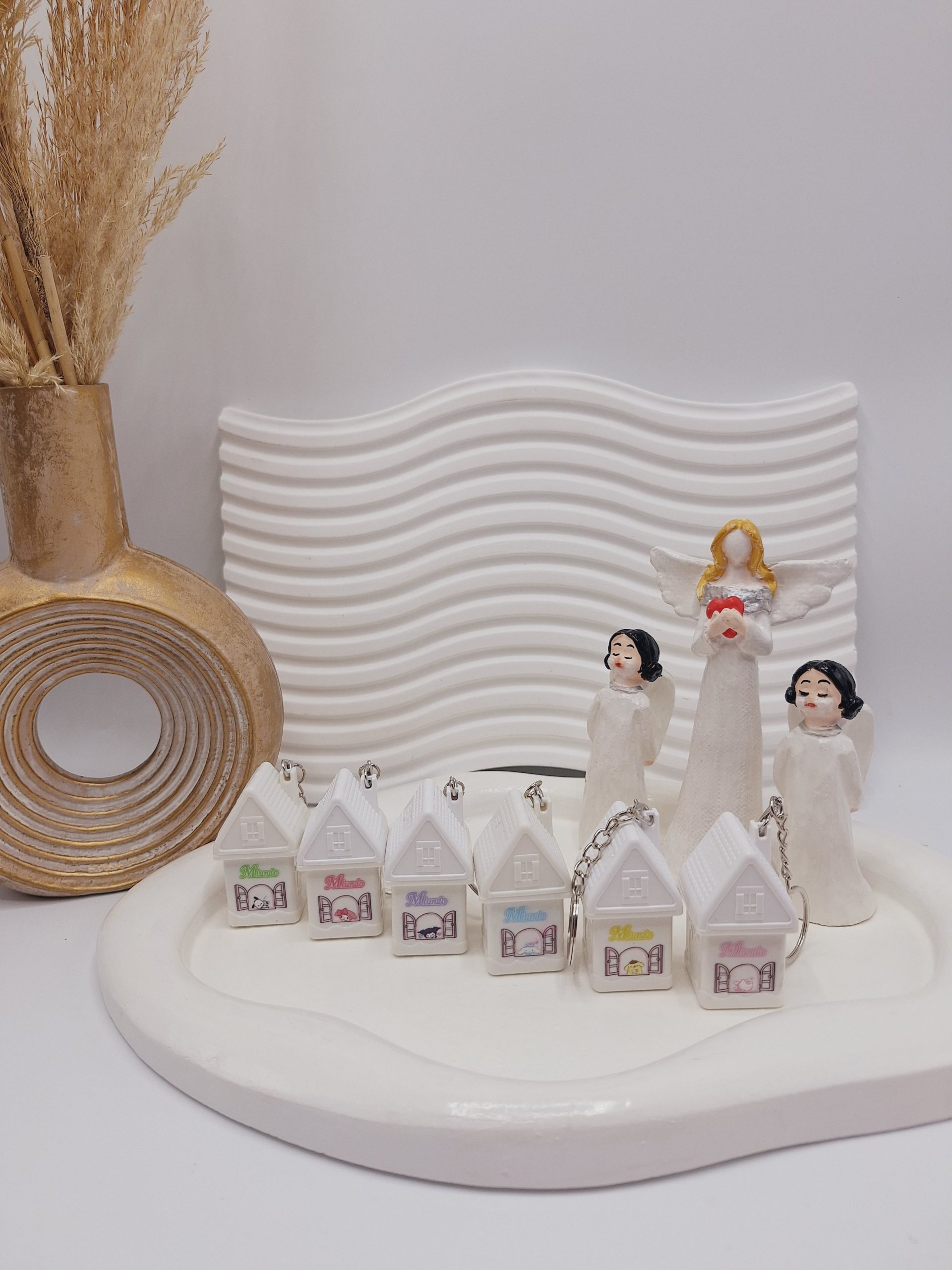 لیپ گلاس طرح خانه کرومی برند Mundo کد 10490 1 لیپ گلاس طرح خانه کرومی برند Mundo کد 10490