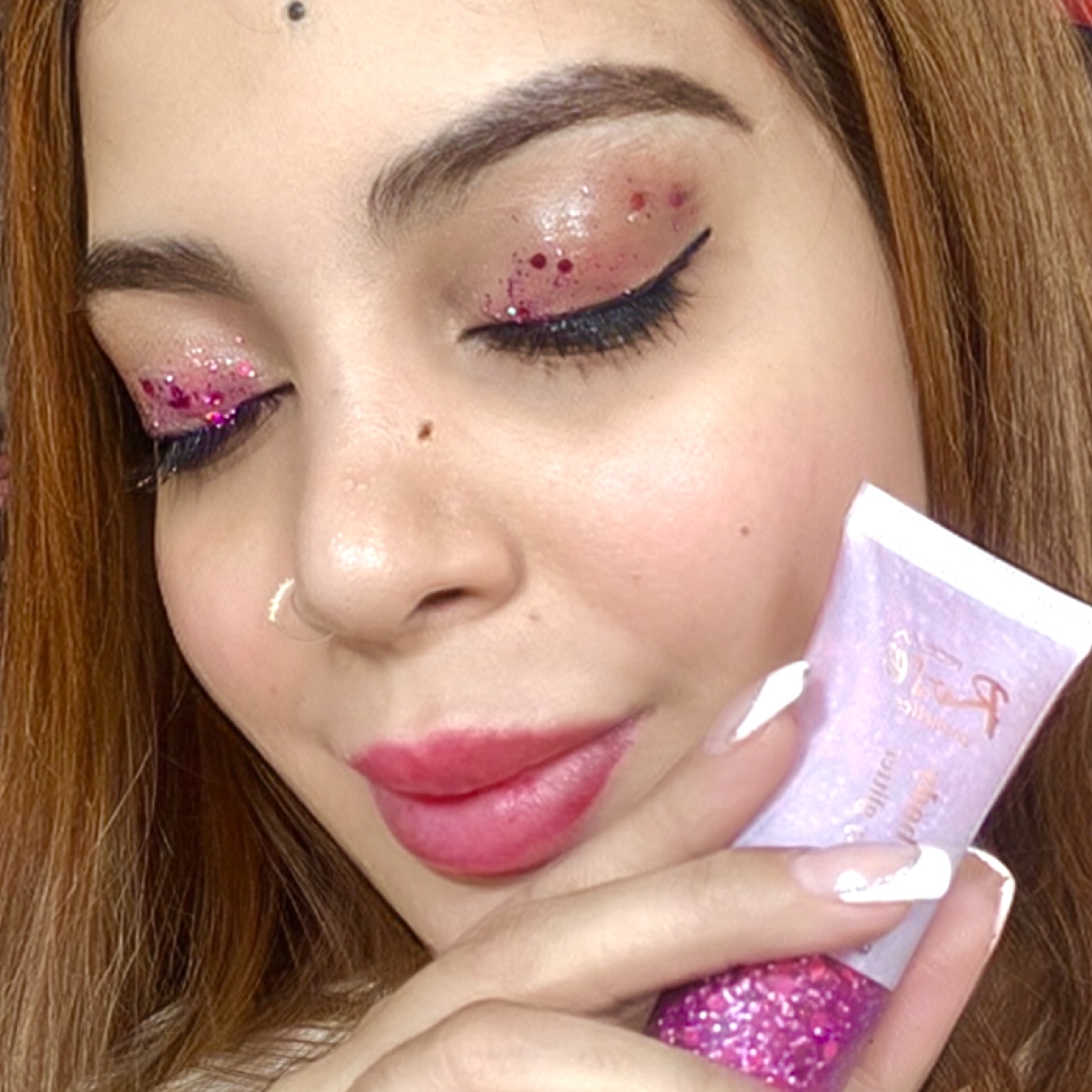 گلیتر تیوپی ترند مناسب چشم مو و بدن برند LADY FLOR کد G003 3 گلیتر تیوپی ترند مناسب چشم مو و بدن برند LADY FLOR کد G003