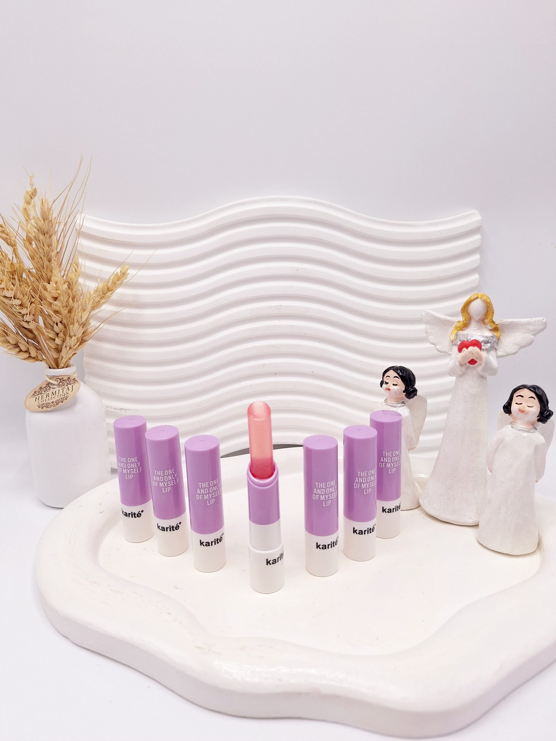 بالم لب ژله ای خوش رنگ با مرطوب کنندگی بالا برند کاریته کد 29303-47 1 بالم لب ژله ای خوش رنگ با مرطوب کنندگی بالا برند کاریته کد 29303-47