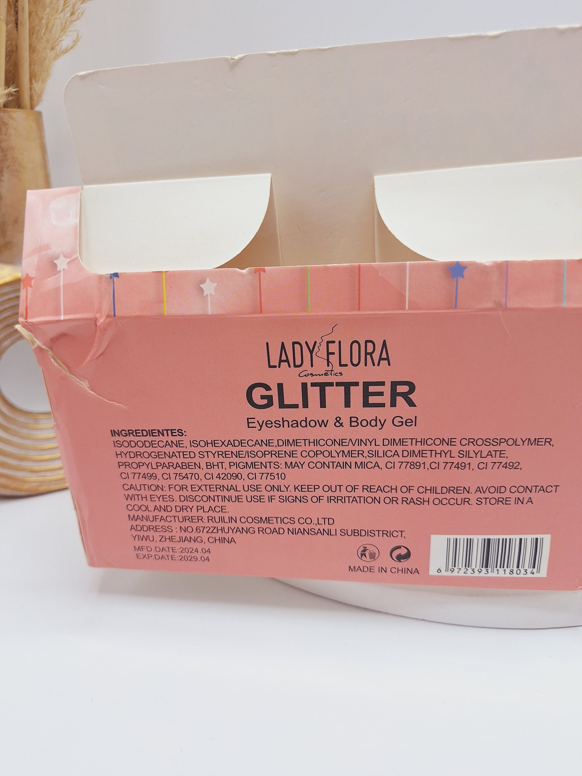 گلیتر تیوپی ترند مناسب چشم مو و بدن برند LADY FLOR کد G003 6 گلیتر تیوپی ترند مناسب چشم مو و بدن برند LADY FLOR کد G003