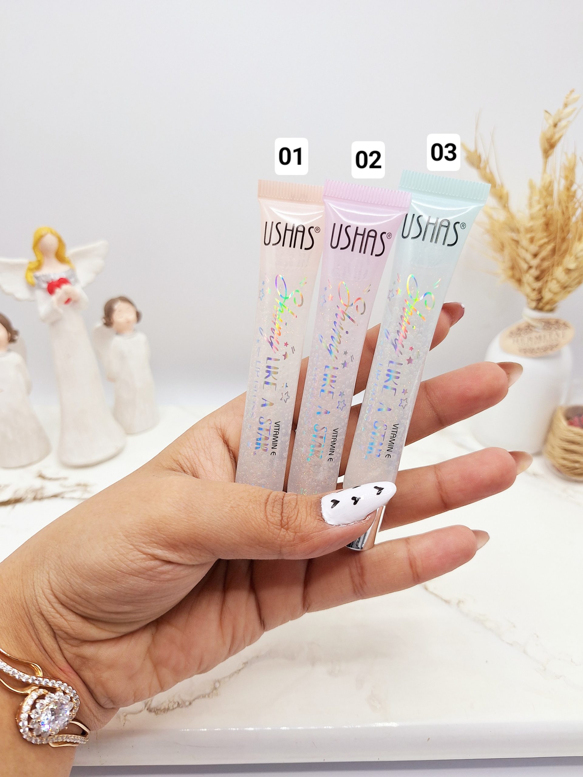 لیپ گلاس تیوپی شاین دار یوشاس کد lg2233 1 لیپ گلاس تیوپی شاین دار یوشاس کد lg2233