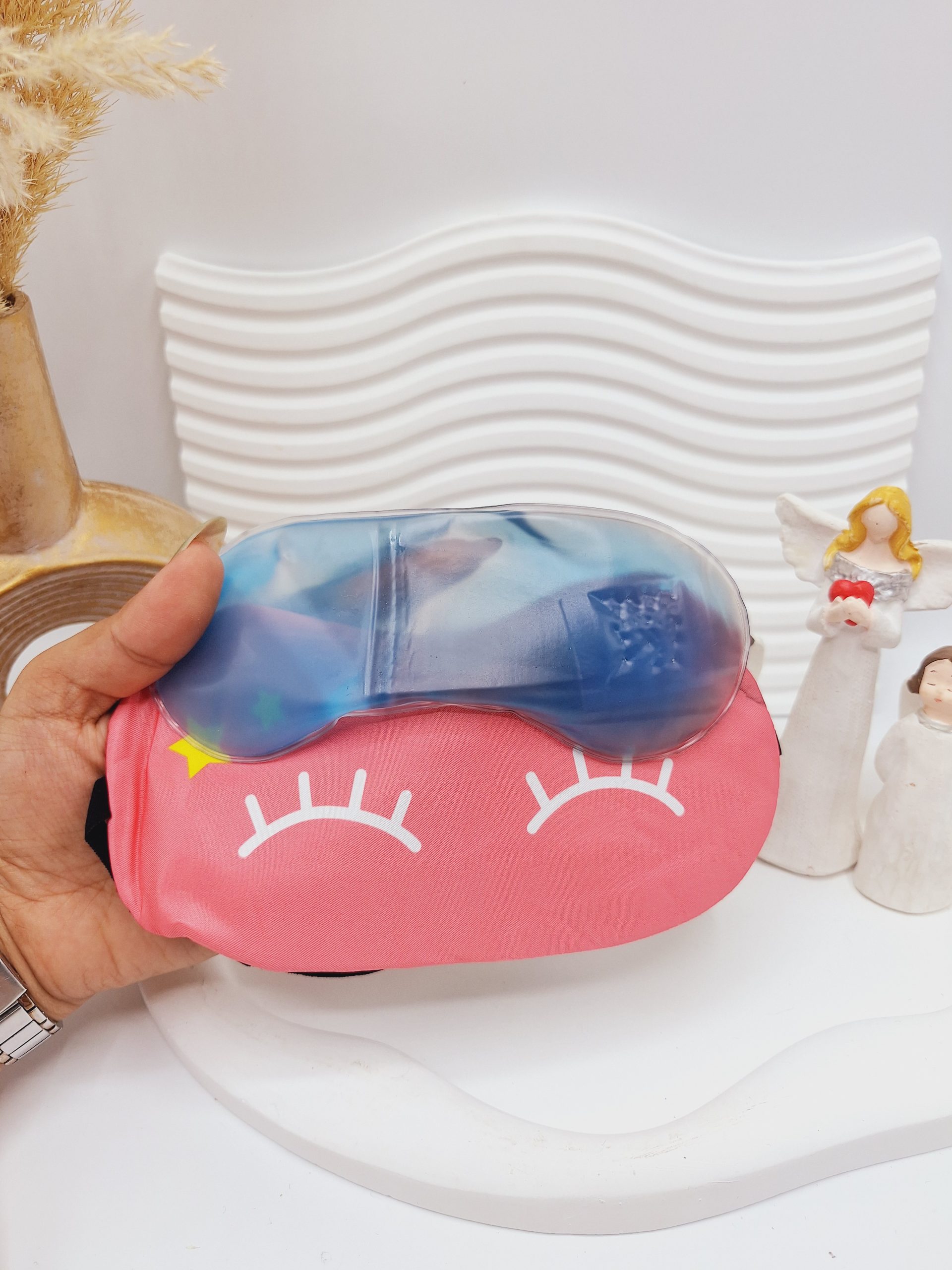 چشم بند کمپرس دار طرح چشم بسته 1 چشم بند کمپرس دار طرح چشم بسته