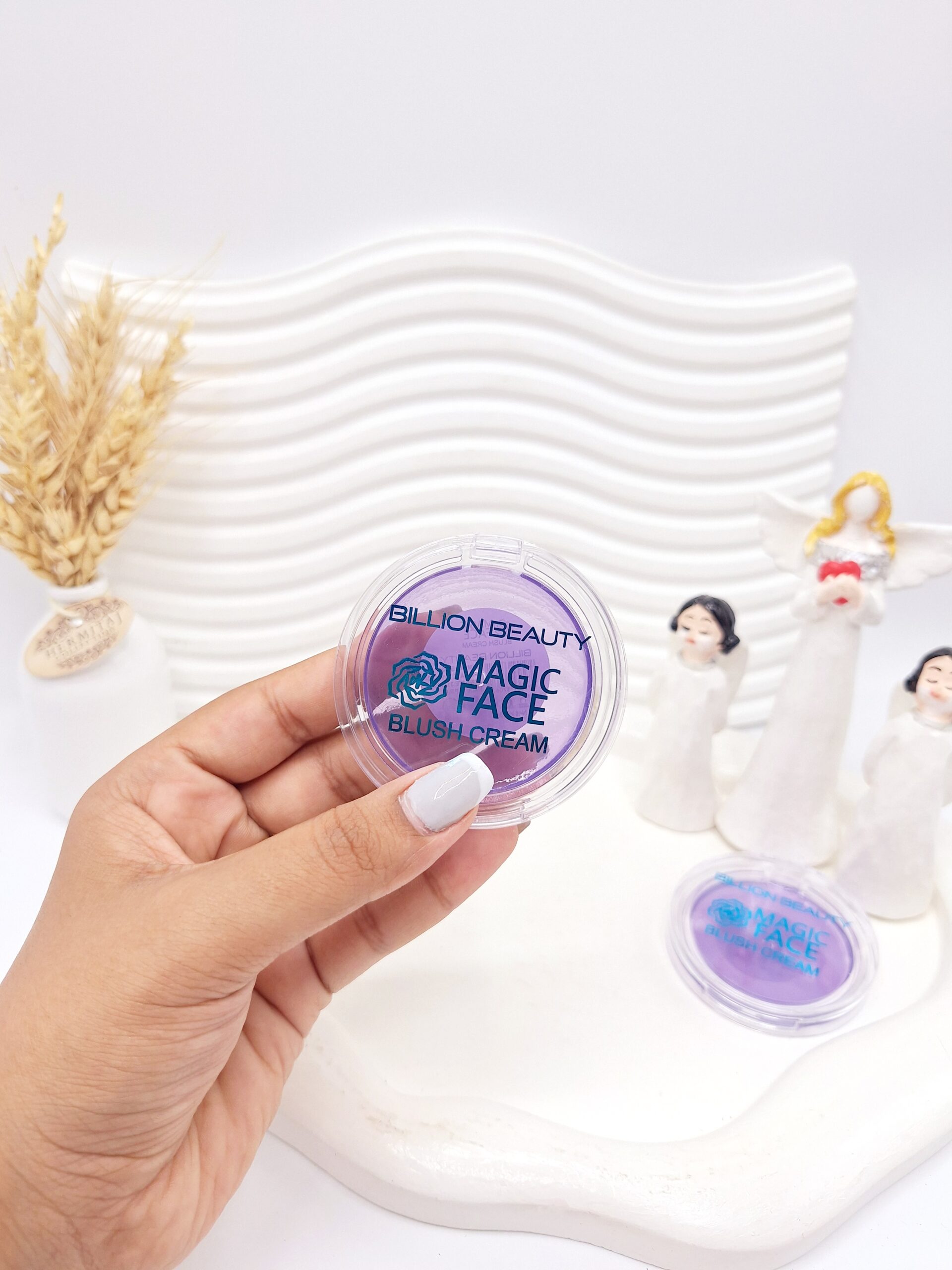 رژ گونه جادویی BILLION BEAUTY بدنه بنفش کد 0671 1 رژ گونه جادویی BILLION BEAUTY بدنه بنفش کد 0671