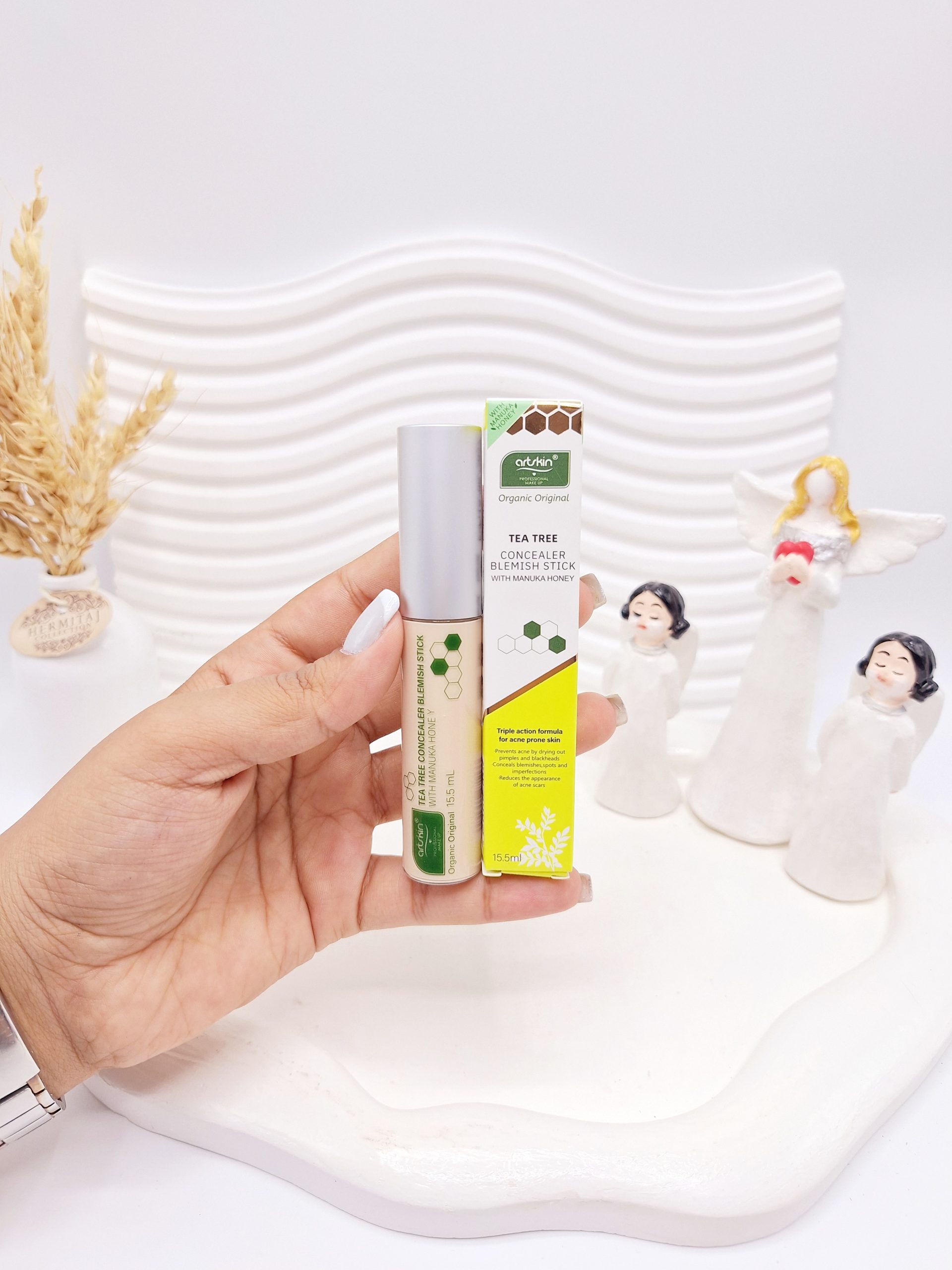 کانسیلر مایع کاور بالا درخت چای و عسل برند آرت اسکین کد 973156 1 کانسیلر مایع کاور بالا درخت چای و عسل برند آرت اسکین کد 973156