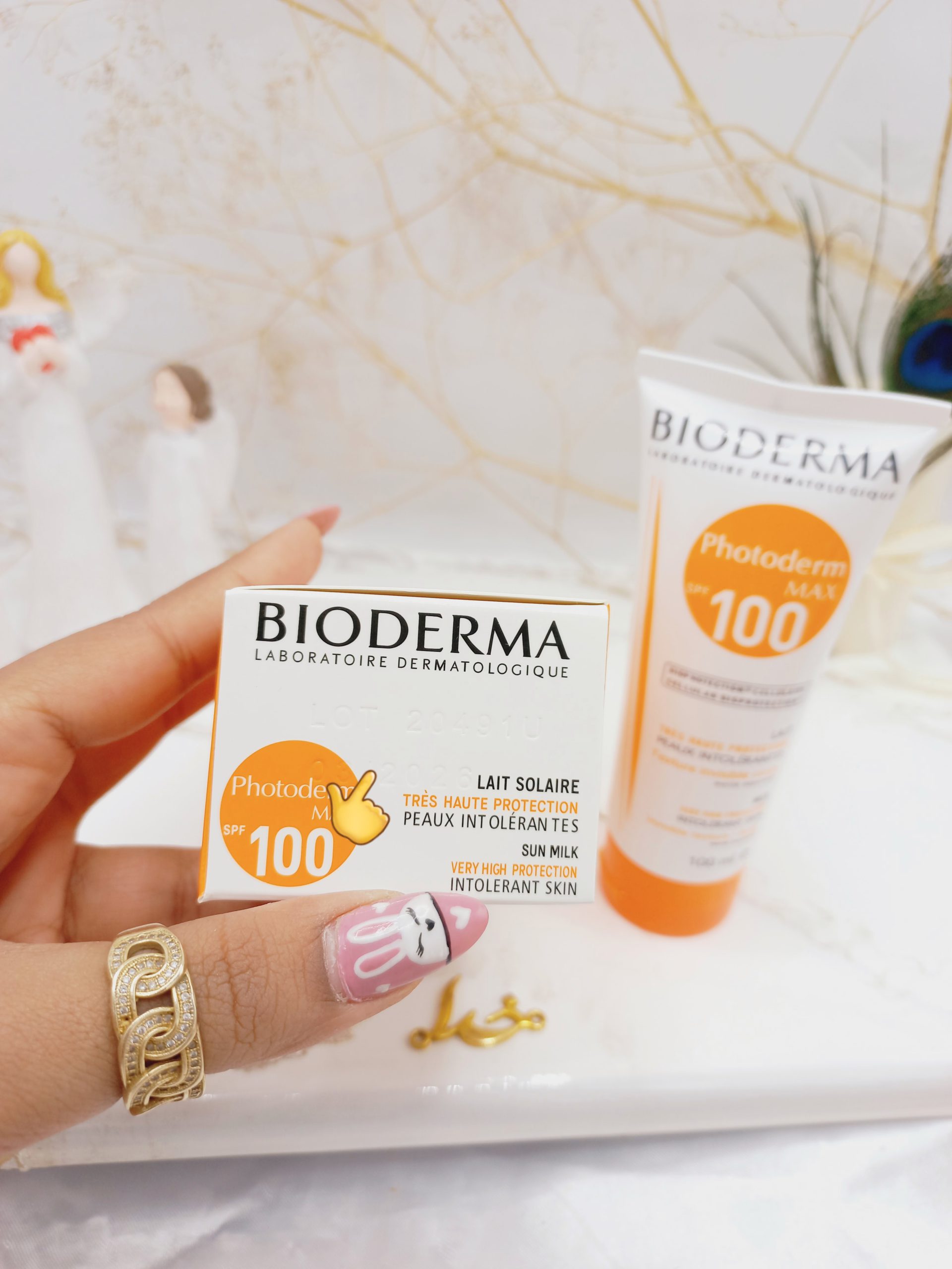 ضدآفتاب مقاوم بی رنگ SPF100 بیودرما فتودرم مکس BIODERMA کد 696657 7 ضدآفتاب مقاوم بی رنگ SPF100 بیودرما فتودرم مکس BIODERMA کد 696657