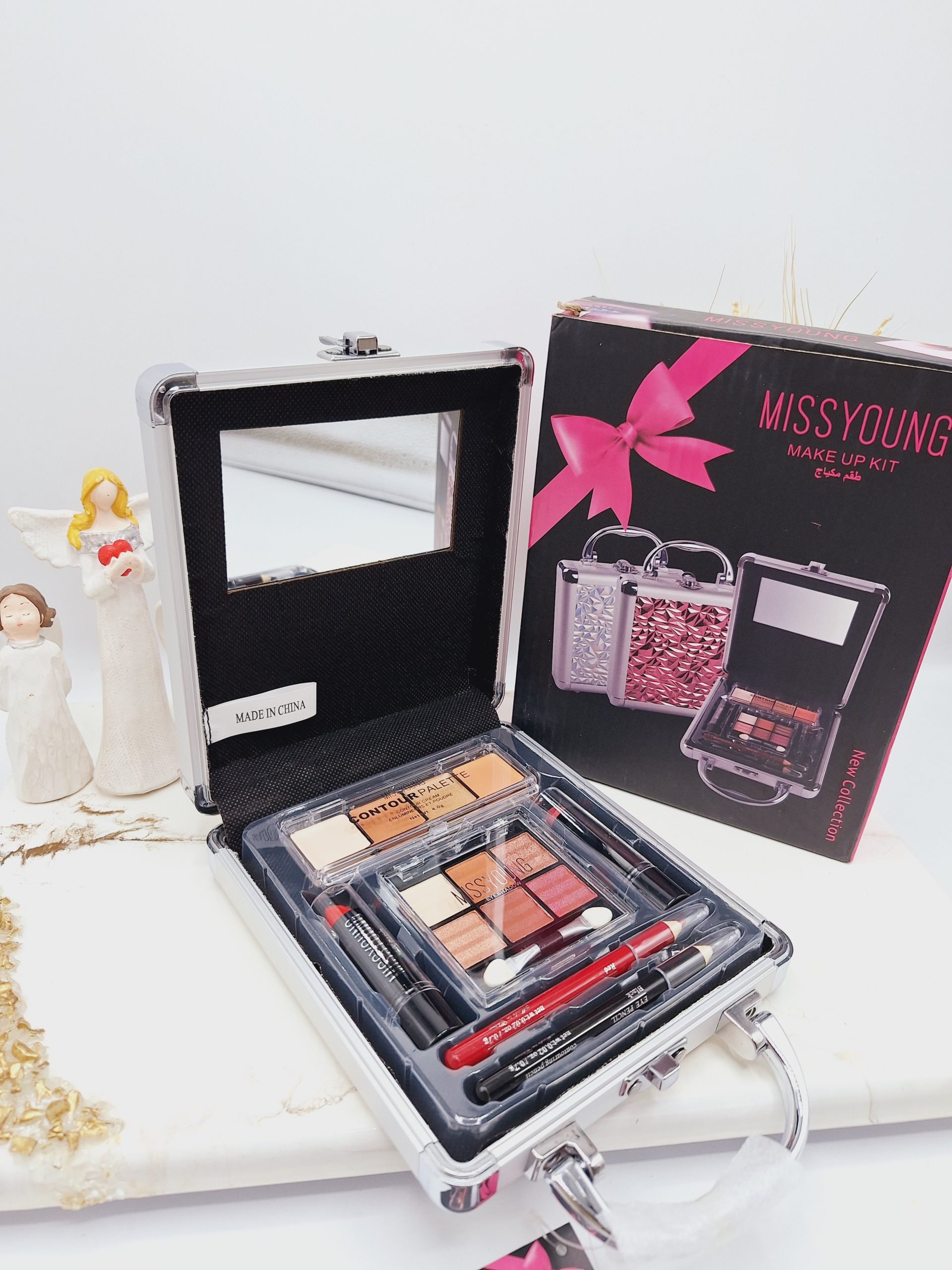 ست کامل کیف ارایشی کد14007 1 ست کامل کیف ارایشی کد14007