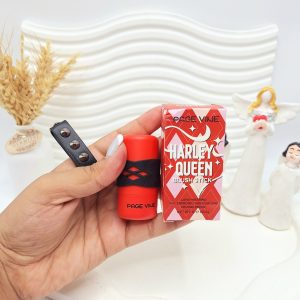 رژ گونه استیکی هارلی کویین بدنه قرمز کد P0213