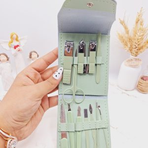 ست مانیکور و پدیکور همراه با کیف چرمی (12 تکه)