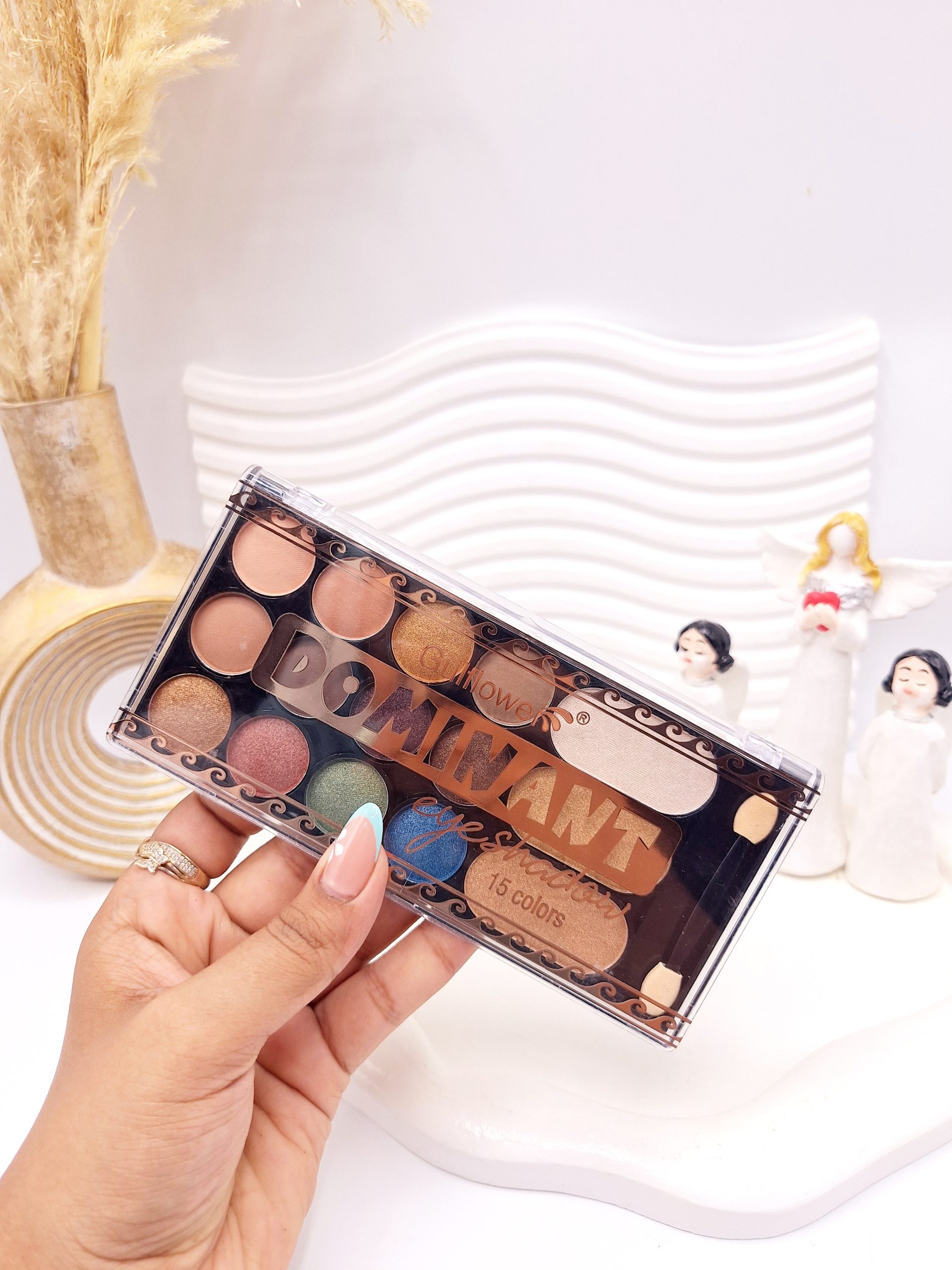 پالت سایه 15رنگ کاربردی برند Gulfower کد 523 1 پالت سایه 15رنگ کاربردی برند Gulfower کد 523