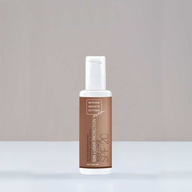 ضد آفتاب + نور SPF 20 (بدن + صورت) 200 میلی لیتر ام بی کی 1 ضد آفتاب + نور SPF 20 (بدن + صورت) 200 میلی لیتر ام بی کی