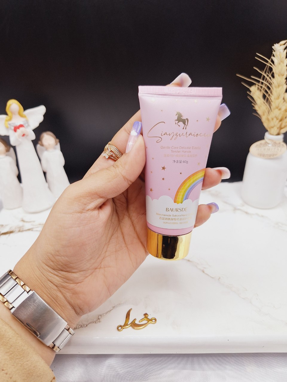 کرم آبرسان و نرم کننده طرح یونیکورن 60 گرم کد 5426 1 کرم آبرسان و نرم کننده طرح یونیکورن 60 گرم کد 5426