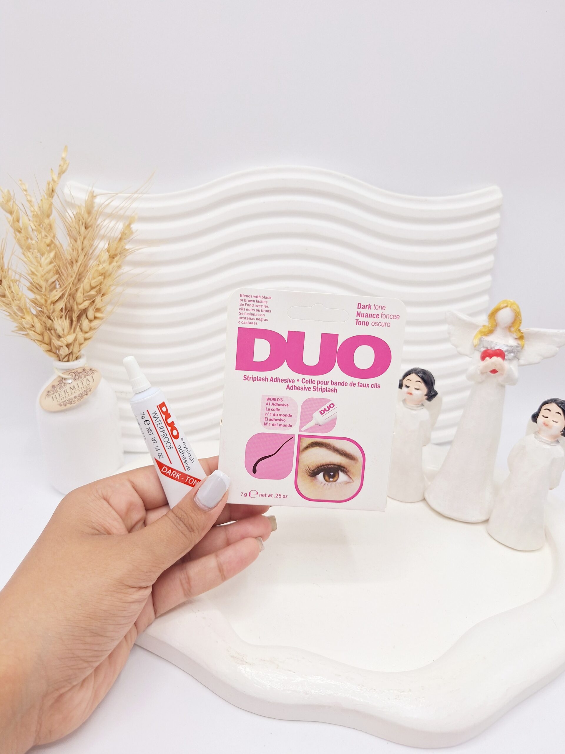 چسب مژه DUO کارتن دار کد 8110 1 چسب مژه DUO کارتن دار کد 8110