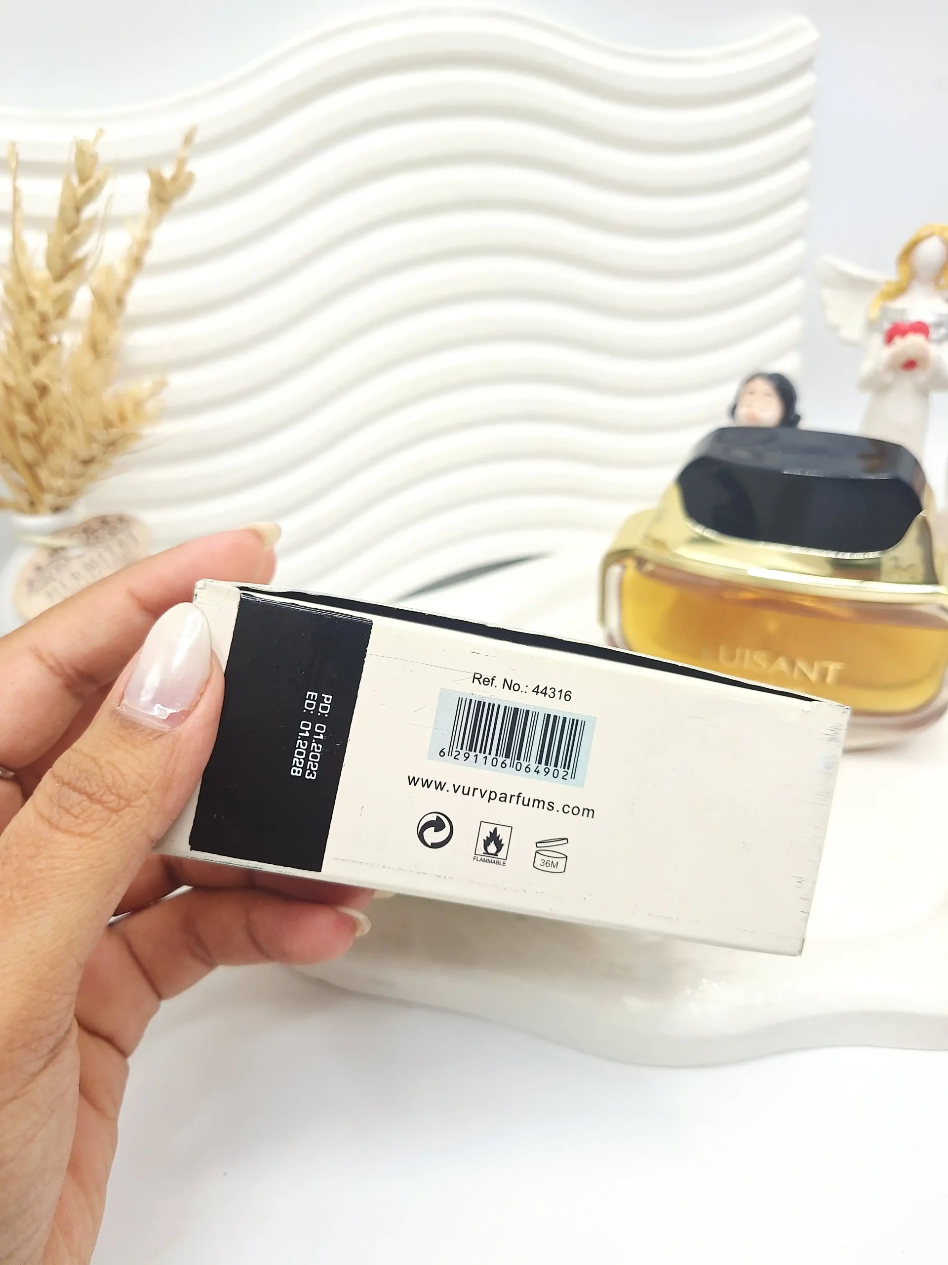 ادکلن مردانه LUISALUT حجم 100 میل شرکتی کد 4902 1 ادکلن مردانه LUISALUT حجم 100 میل شرکتی کد 4902